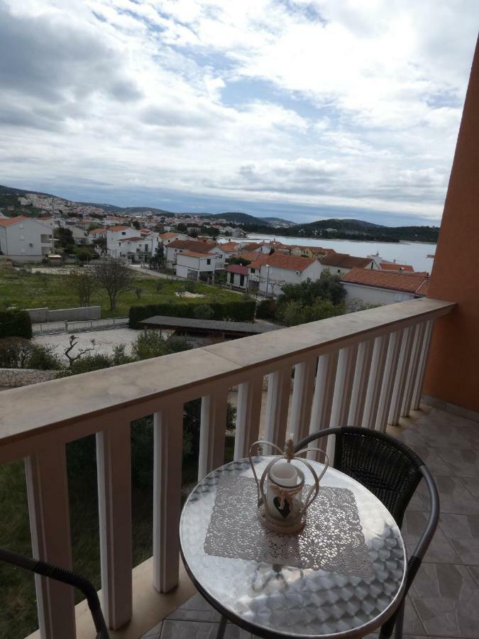 Apartmani Saric Rogoznica Zečevo Kültér fotó