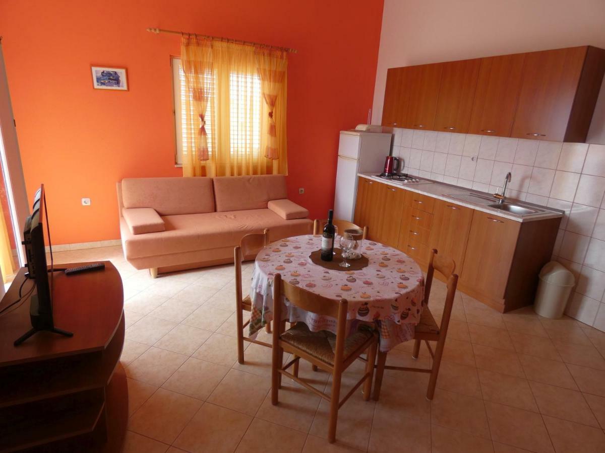Apartmani Saric Rogoznica Zečevo Kültér fotó