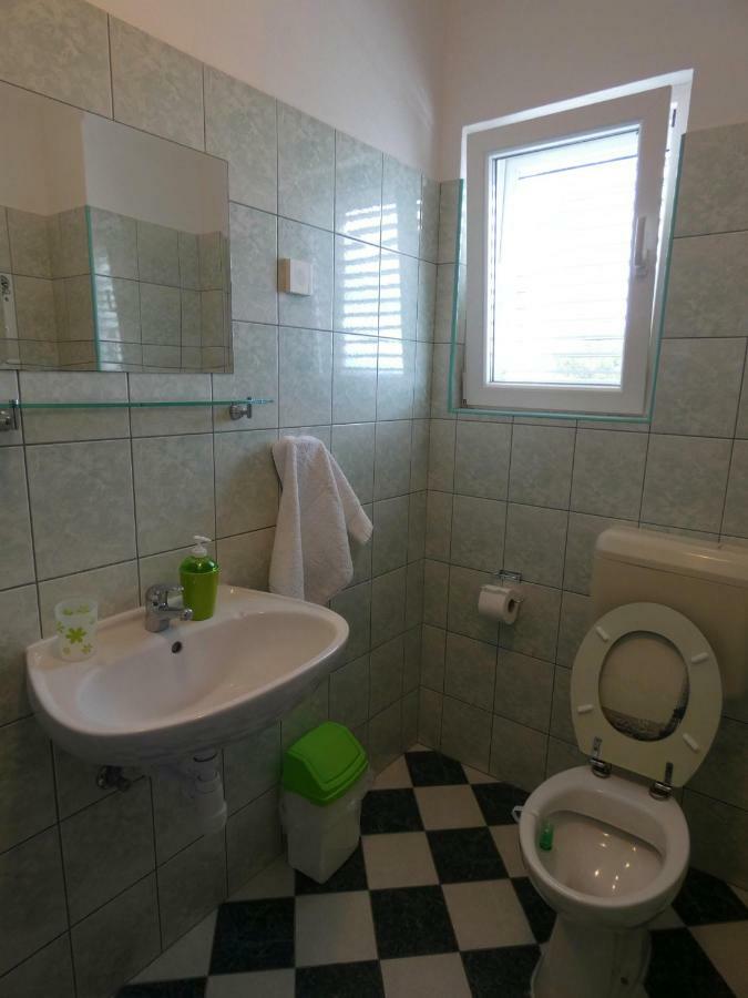 Apartmani Saric Rogoznica Zečevo Kültér fotó